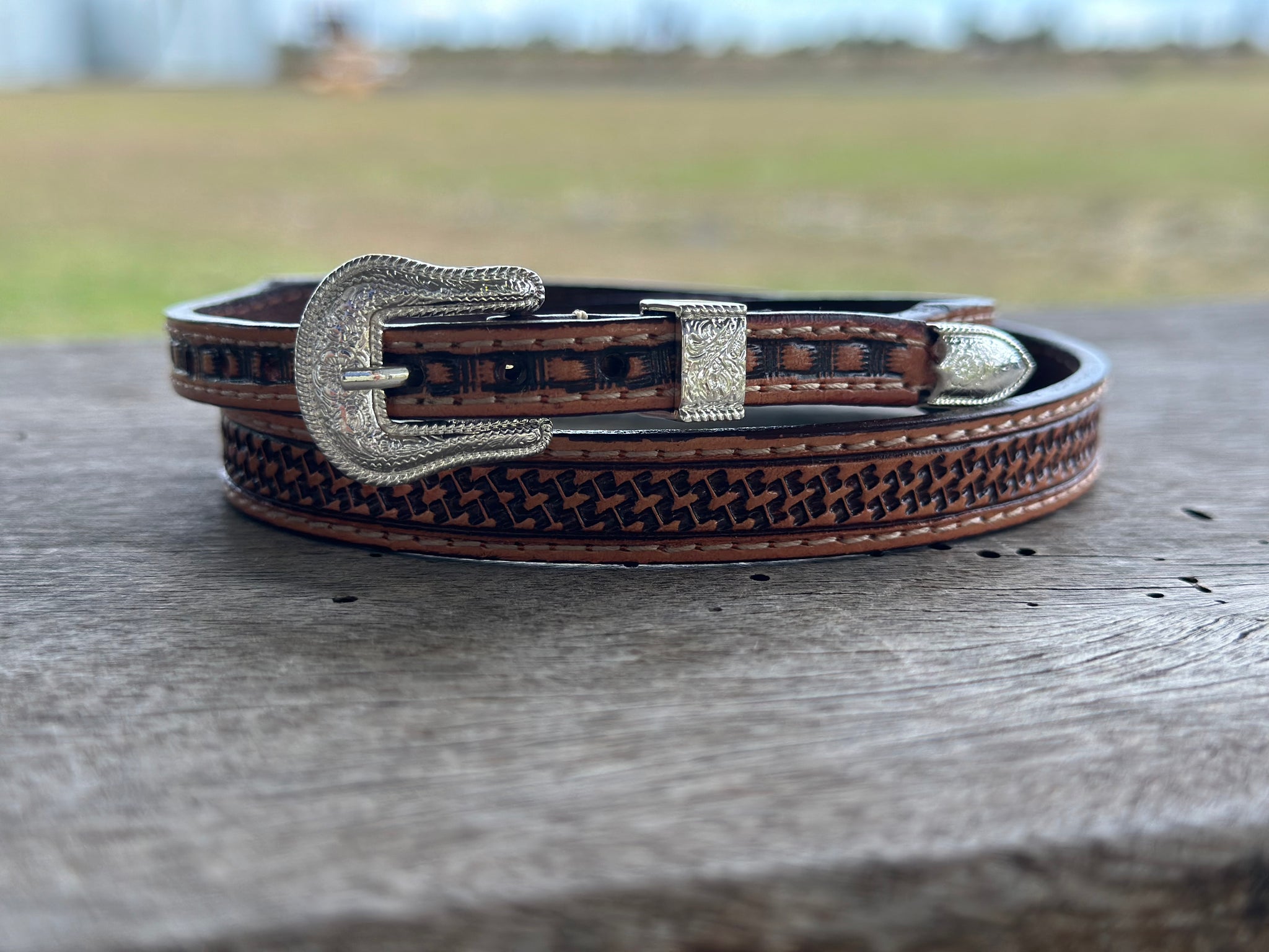 TAN AND BROWN CROSSHATCH LEATHER CROWN BAND