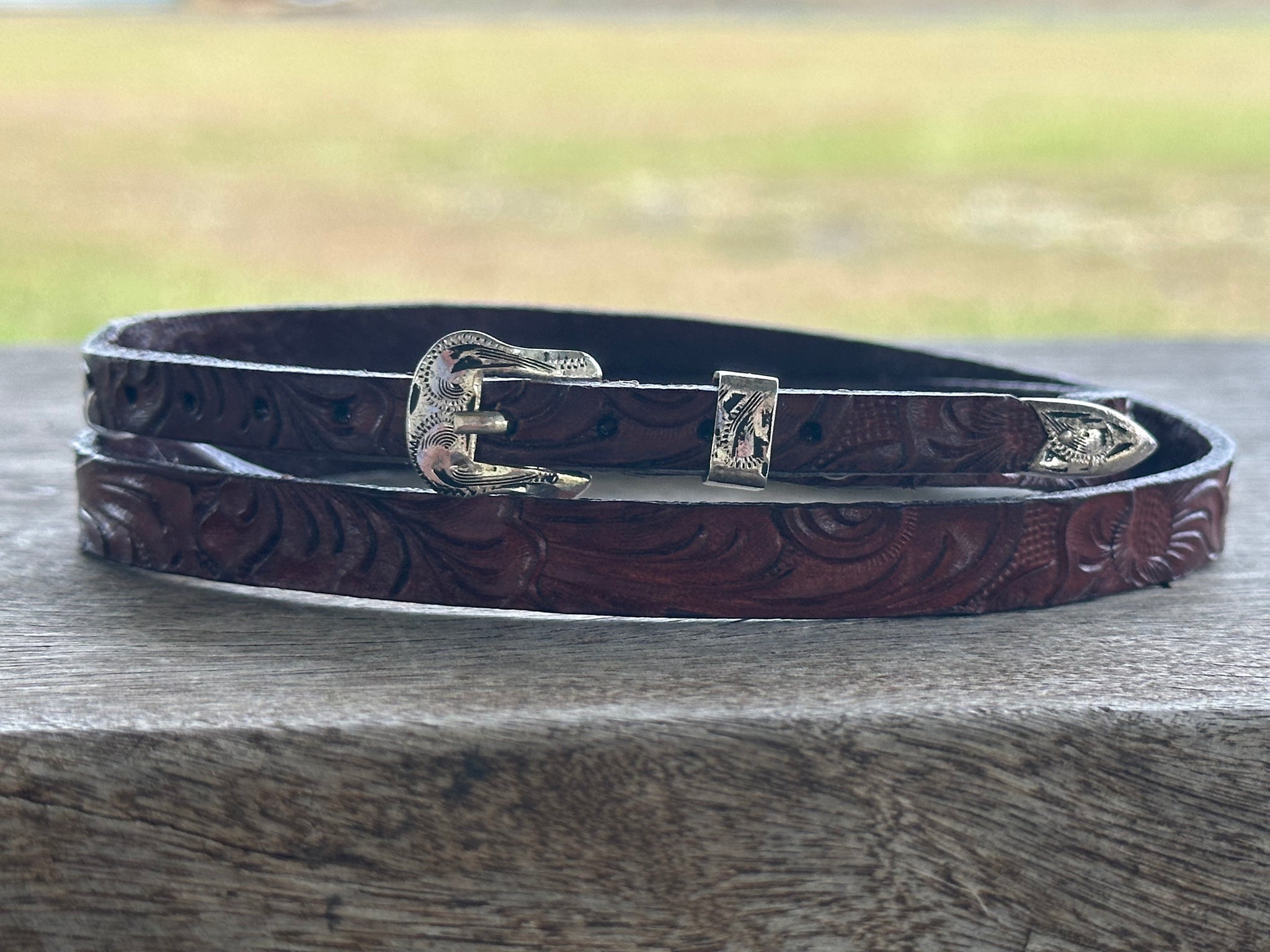 BROWN EMBOSSED LEATHER CROWN BAND