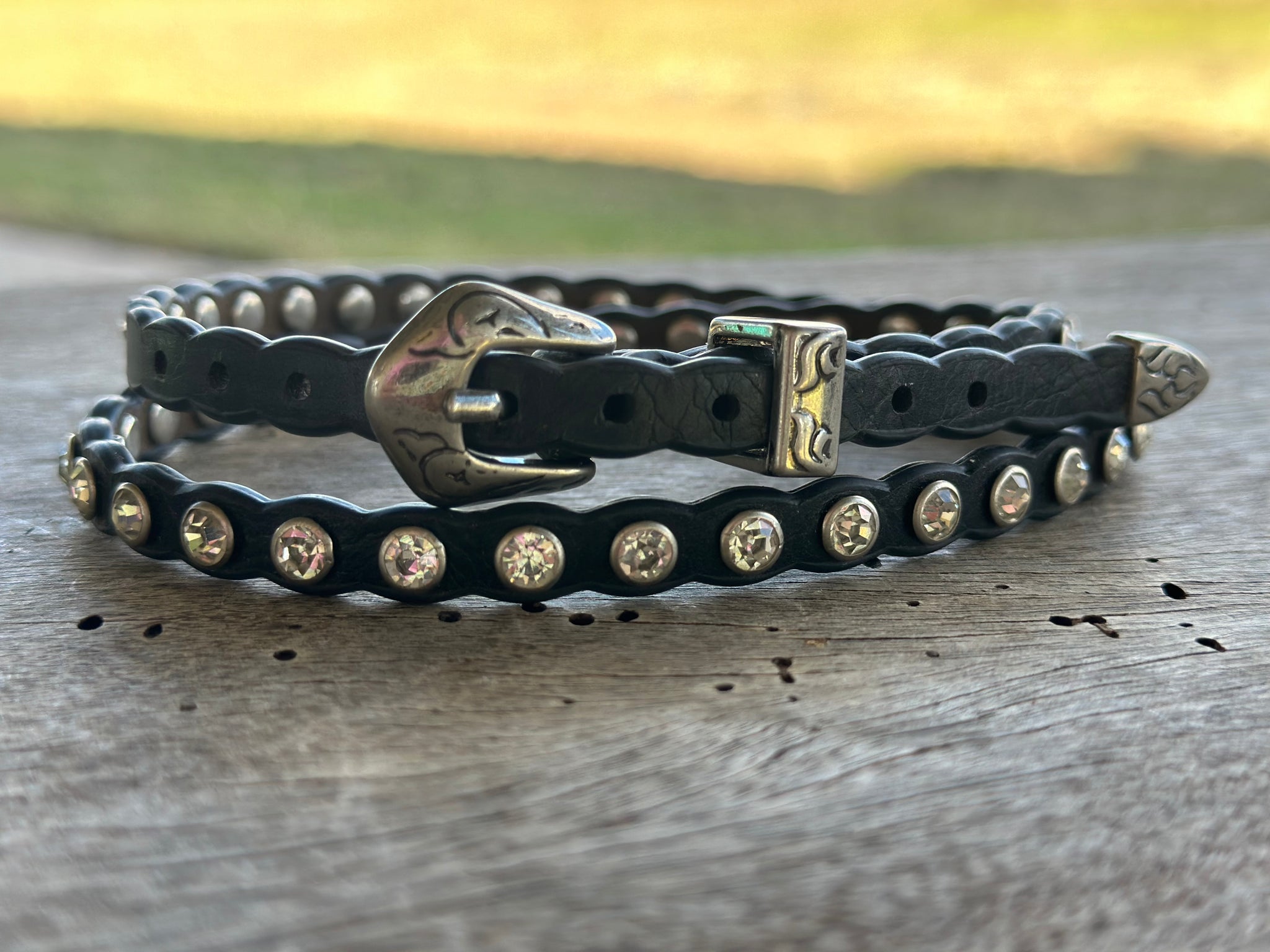 DARK BROWN SCALLOPED CROWN BAND WITH DIAMANTE CONCHO’s