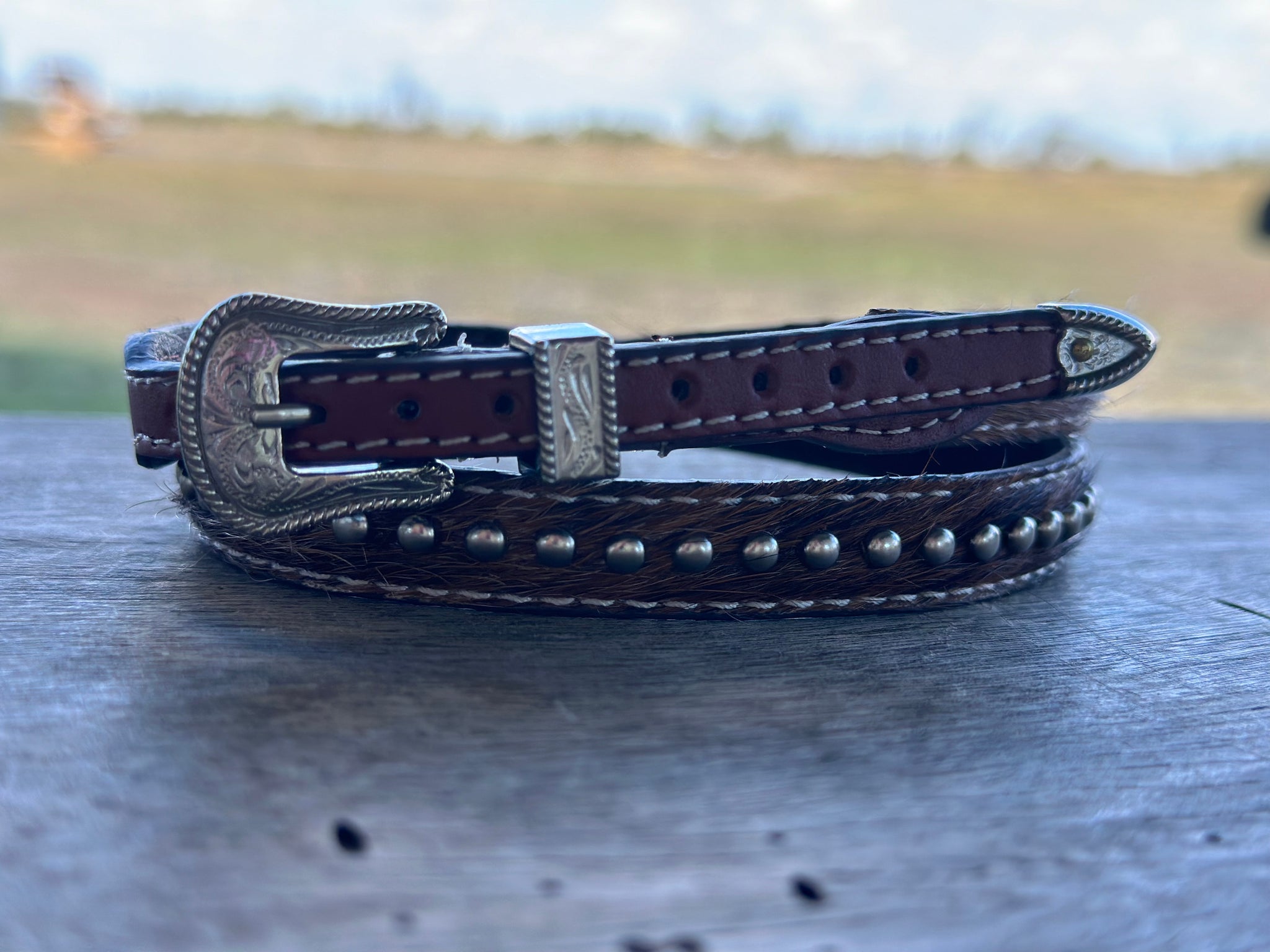 LIGHT BROWN HIDE ON LEATHER CROWN BAND