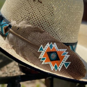 Jaxonbilt_Hats_are_Australian_made_palm_leaf_hats_and_crossbred_hats_for_cowgirls_and_cowboys_with_wide_brims_for_sun_protection_5”_brim_trim_on_edge_wide_crown_band_crossbred_handpainted_feather_design_personalised